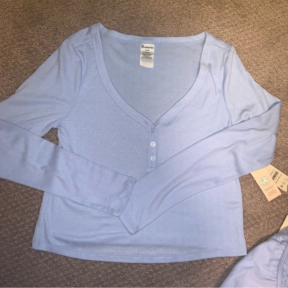 NWT NO BOUNDARIES TOP AND SKORT SET WOMEN SMALL - Picture 3 of 8